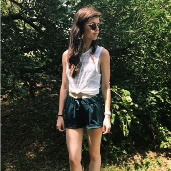 Lululemon Sweat Your Heart Out Tank White Size 10 - Picture 9 of 16